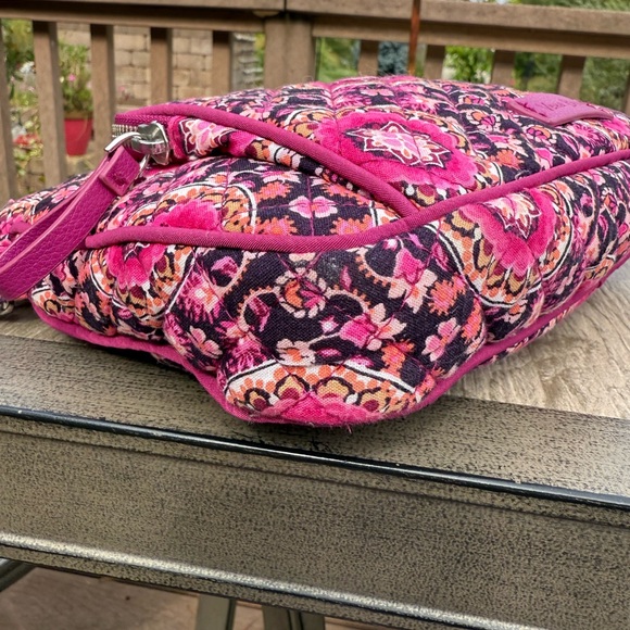 EUC! Vera Bradley Floral Crossbody Bag in Pink and Black - Picture 4 of 8